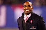 EAST RUTHERFORD, NJ - OCTOBER 03:  Former New York Giants Tiki Barber is inducted into the Giants �Ring of Honor� during halftime of a game between the Chicago Bears and the New York Giants at New Meadowlands Stadium on October 3, 2010 in East Rutherford, New Jersey.  (Photo by Andrew Burton/Getty Images)