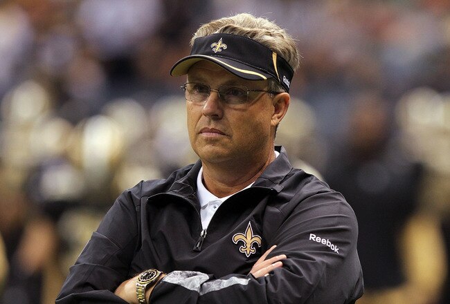 NEW ORLEANS, LA - OCTOBER 31: Defensive coordinator Gregg Williams of the New Orleans Saints looks on prior to the game against the Pittsburgh Steelers at the Louisiana Superdome on October 31, 2010 in New Orleans, Louisiana. (Photo by Matthew Sharpe/Getty Images)