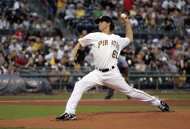 PITTSBURGH, PA - SEPTEMBER 10:  Jeff Locke #61 of the Pittsburgh Pirates pithes in his first Major League game against the Florida Marlins during the game on September 10, 2011 at PNC Park in Pittsburgh, Pennsylvania.  The Marlins defeated the Piraets 3-0.  (Photo by Justin K. Aller/Getty Images)