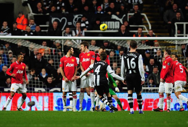 NEWCASTLE UPON TYNE, ENGLAND - JANUARY 04:  Newcastle player Yohan Cabaye scores the second goal during the Barclays Premier league game between Newcastle United and Manchester United at St James' Park on January 4, 2012 in Newcastle upon Tyne, England.  (Photo by Stu Forster/Getty Images)