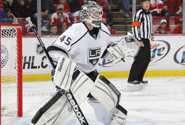 DETROIT, MI - DECEMBER 17:  Jonathan Bernier #45 of the Los Angeles Kings keeps an eye on play against the Detroit Red Wings during their NHL game at Joe Louis Arena on December 17, 2011 in Detroit, Michigan.  (Photo by Dave Sandford /Getty Images)