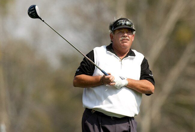 VALENCIA, CA - MARCH 14:  Steve Thomas watches his tee shot on the 18th hole during the second round of the AT&T Champions Classic  on March 14, 2009 at Valencia Country Club in Valencia, California.  (Photo by Stephen Dunn/Getty Images)