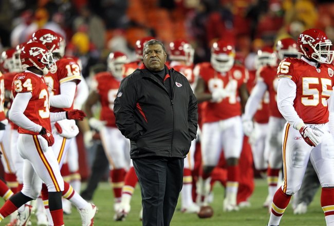 KANSAS CITY, MO - NOVEMBER 27:  Defensive coordinator Romeo Crennel of the Kansas City Chiefs watches players warm up prior to the game against the Pittsburgh Steelers on November 27, 2011 at Arrowhead Stadium in Kansas City, Missouri.  (Photo by Jamie Squire/Getty Images)