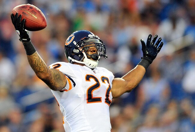 NASHVILLE, TN - AUGUST 27:  Matt Forte #22 of the Chicago Bears celebrates after scoring a touchdown against the Tennessee Titans during a preseason game at LP Field on August 27, 2011 in Nashville, Tennessee.  (Photo by Grant Halverson/Getty Images)