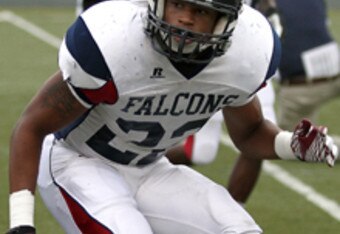 Khalidhenderson3_crop_340x234