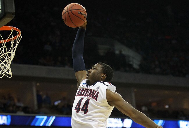 TULSA, OK - MARCH 18:  Solomon Hill #44 of the Arizona Wildcats goes up to dunk the ball against the Memphis Tigers during the second round of the 2011 NCAA men's basketball tournament at BOK Center on March 18, 2011 in Tulsa, Oklahoma.  (Photo by Ronald Martinez/Getty Images)
