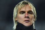 TURIN, ITALY - DECEMBER 16:  Milos Krasic of Juventus FC looks on prior to the UEFA Europa League group A match between Juventus FC and Manchester City at Stadio Olimpico di Torino on December 16, 2010 in Turin, Italy.  (Photo by Valerio Pennicino/Getty Images)