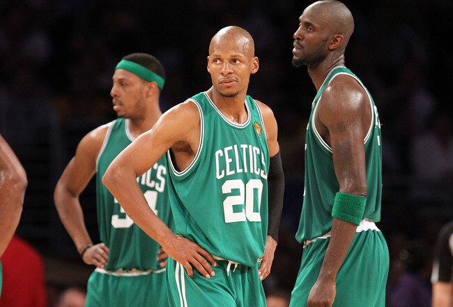 LOS ANGELES, CA - JUNE 15:  (L-R) Paul Pierce #34, Ray Allen #20 and Kevin Garnett #5 of the Boston Celtics look on in the second half while taking on the Los Angeles Lakers in Game Six of the 2010 NBA Finals at Staples Center on June 15, 2010 in Los Angeles, California.  NOTE TO USER: User expressly acknowledges and agrees that, by downloading and/or using this Photograph, user is consenting to the terms and conditions of the Getty Images License Agreement.  (Photo by Ronald Martinez/Getty Images)