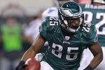 ARLINGTON, TX - DECEMBER 24:  LeSean McCoy #25 of the Philadelphia Eagles at Cowboys Stadium on December 24, 2011 in Arlington, Texas.  (Photo by Ronald Martinez/Getty Images)