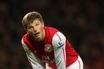 LONDON, ENGLAND - NOVEMBER 26:  Andrey Arshavin of Arsenal looks on dejected during the Barclays Premier League match between Arsenal and Fulham at Emirates Stadium on November 26, 2011 in London, England.  (Photo by Scott Heavey/Getty Images)