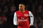 LONDON, ENGLAND - JANUARY 22:  Alex Oxlade-Chamberlain of Arsenal in action during the Barclays Premier League match between Arsenal and Manchester United at Emirates Stadium on January 22, 2012 in London, England.  (Photo by Mike Hewitt/Getty Images)