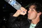 Barryzitodrinking_crop_150x100