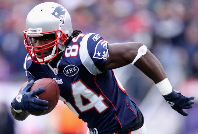 FOXBORO, MA - JANUARY 22:   Deion Branch #84 of the New England Patriots warms up prior to their AFC Championship Game against the Baltimore Ravens at Gillette Stadium on January 22, 2012 in Foxboro, Massachusetts.  (Photo by Elsa/Getty Images)