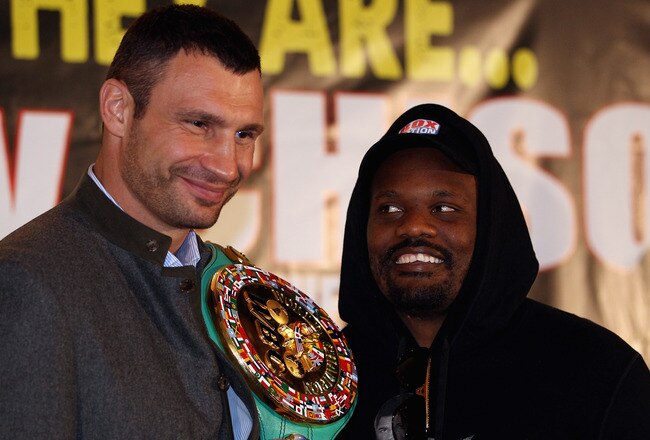 LONDON, ENGLAND - JANUARY 09:  (L-R) Vitali Klitschko of the Ukraine and Dereck Chisora of England during a press conference at The Landmark Hotel on January 9, 2012 in London, England.  (Photo by Andrew Redington/Getty Images)
