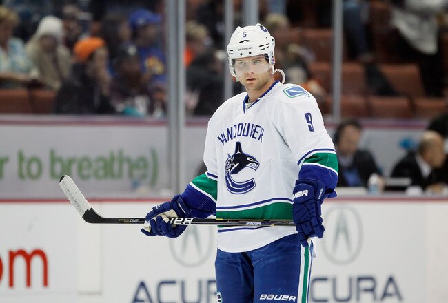 ANAHEIM, CA - NOVEMBER 11:  Cody Hodgson #9 of the Vancouver Canucks looks on prior to the start of the game against the Anaheim Ducks at Honda Center on November 11, 2011 in Anaheim, California.  (Photo by Jeff Gross/Getty Images)
