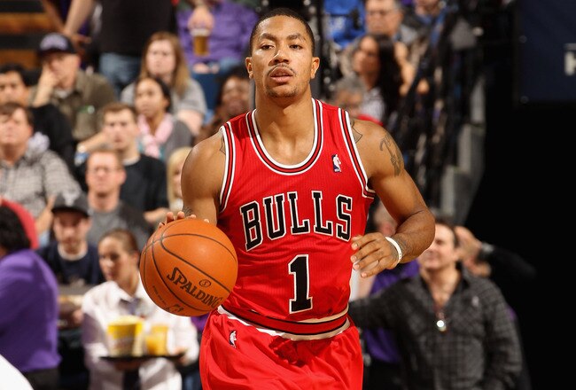 SACRAMENTO, CA - DECEMBER 29:  Derrick Rose #1 of the Chicago Bulls in action against the Sacramento Kings at Power Balance Pavilion on December 29, 2011 in Sacramento, California. NOTE TO USER: User expressly acknowledges and agrees that, by downloading and or using this photograph, User is consenting to the terms and conditions of the Getty Images License Agreement.  (Photo by Ezra Shaw/Getty Images)