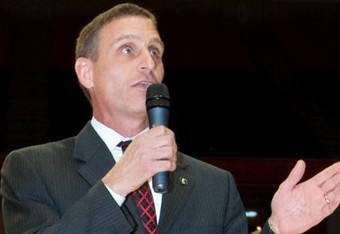 Mikehtoma_crop_340x234