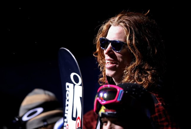 ASPEN, CO - JANUARY 25:  Shaun White of Carlsbad, California takes the podium to receive the gold medal in the Men's Snowboard Superpipe Final at Winter X Games 13 on Buttermilk Mountain on January 25, 2009 in Aspen, Colorado. White became the first to earn back to back Men's Snowboard Superpipe gold medals.  (Photo by Doug Pensinger/Getty Images)