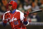 Yoennis-cespedes_crop_150x100