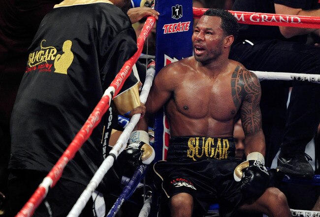 LAS VEGAS, NV - MAY 07:  Shane Mosley (R) talks to his trainer Naazim Richardson between roundsduring the WBO welterweight title fight against Manny Pacquiao at the MGM Grand Garden Arena May 7, 2011 in Las Vegas, Nevada. Pacquiao retained his title with a unanimous-decision victory.  (Photo by Ethan Miller/Getty Images)