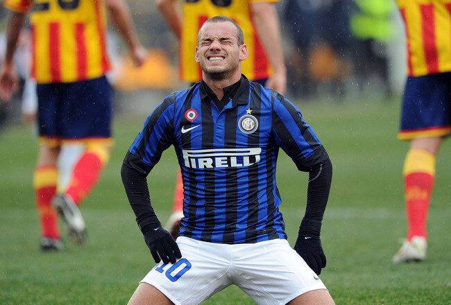 LECCE, ITALY - JANUARY 29:   Wesley Sneijder of Inter Milan in action during the Serie A match between US Lecce and FC Internazionale Milano at Stadio Via del Mare on January 29, 2012 in Lecce, Italy.  (Photo by Giuseppe Bellini/Getty Images)