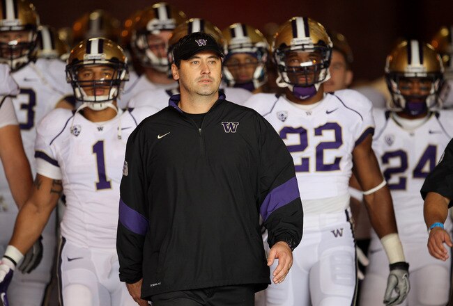 LOS ANGELES, CA - NOVEMBER 12:  Head caoch Steve Sarkisian of the Washington Huskies leads his team down the tunnel for the game with the USC Trojans at the Los Angeles Memorial Coliseum on November 12, 2011 in Los Angeles, California.  (Photo by Stephen Dunn/Getty Images)