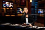 Johnlegend_crop_150x100