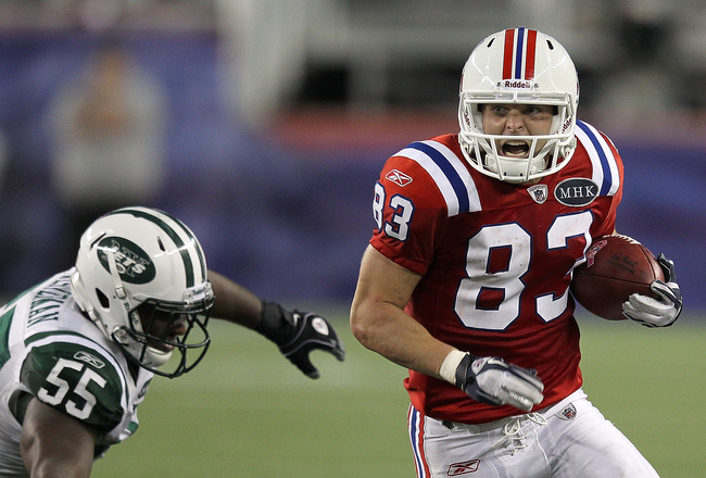 SUPER BOWL 2012: New England's Wes Welker Will Sneak by Giants, Score Big