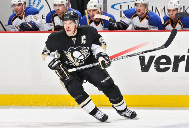 PITTSBURGH, PA - NOVEMBER 23:  Sidney Crosby #87 of the Pittsburgh Penguins skates against the St. Louis Blues on November 23, 2011 at CONSOL Energy Center in Pittsburgh, Pennsylvania. The Blues won 3-2.  (Photo by Jamie Sabau/Getty Images)