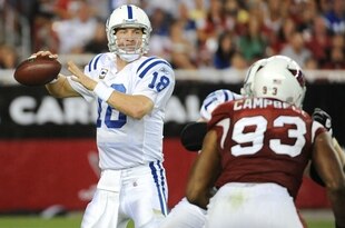 GLENDALE, AZ - SEPTEMBER 27:  Peyton Manning #18 of the Indianapolis Colts looks to pass in the third quarter against the Arizona Cardinals during the game at University of Phoenix Stadium on September 27, 2009 in Glendale, Arizona. (Photo by Harry How/Getty Images)