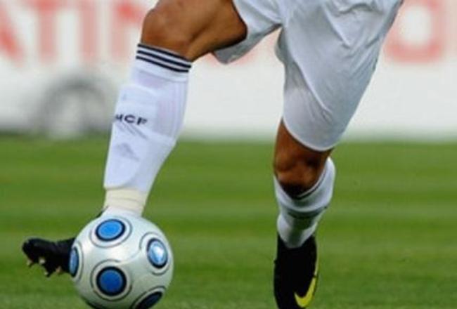 Footballerslegs_crop_650x440