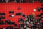 Crowd_crop_150x100