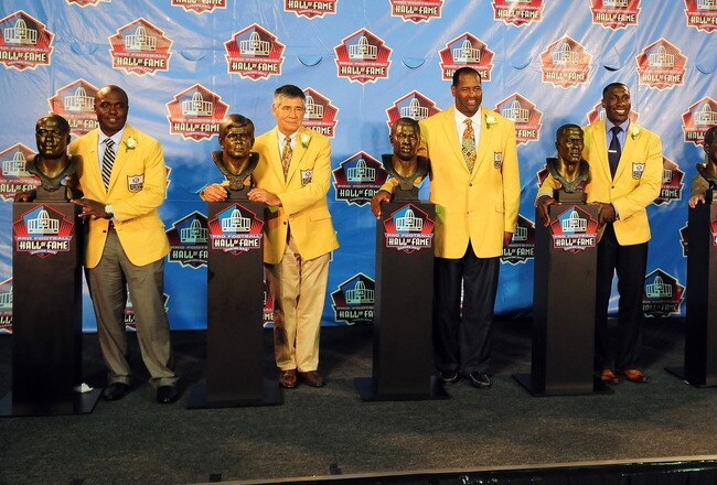CANTON, OH - AUGUST 6:  The 2011 enshrinement class with their busts at the Enshrinement Ceremony for the Pro Football Hall of Fame on August 6, 2011 in Canton, Ohio.  (Photo by Jason Miller/Getty Images)