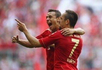 Gyi_121533032