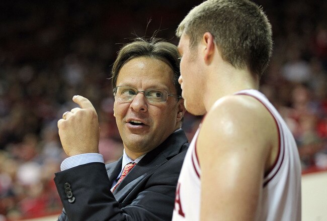 BLOOMINGTON, IN - DECEMBER 04:  Tom Crean the head coach of the Indiana Hoosiers gives instructions to Jordan Hulls #1 during the game against the Stetson Hatters at Assembly Hall on December 4, 2011 in Bloomington, Indiana.  Indiana won 84-50.  (Photo by Andy Lyons/Getty Images)