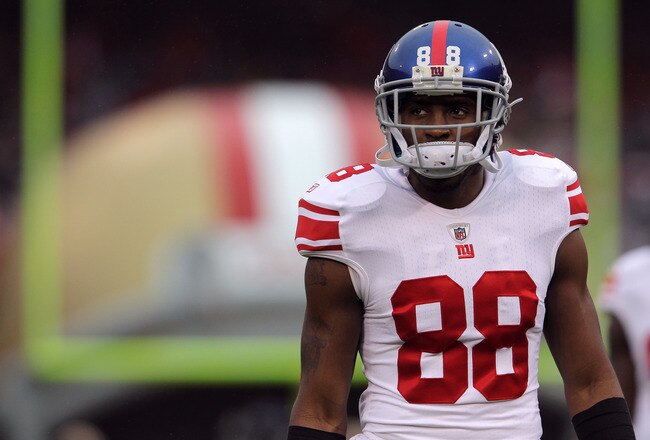 SAN FRANCISCO, CA - JANUARY 22:  Hakeem Nicks #88 of the New York Giants warms up against the San Francisco 49ers during the NFC Championship Game at Candlestick Park on January 22, 2012 in San Francisco, California.  (Photo by Doug Pensinger/Getty Images)