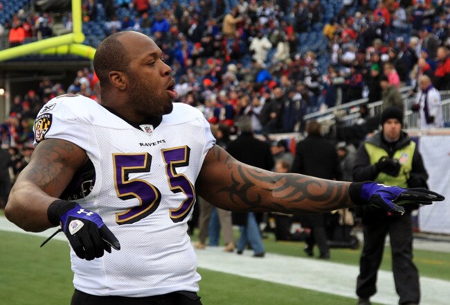 FOXBORO, MA - JANUARY 22:  Terrell Suggs #55 of the Baltimore Ravens warms up prior to their AFC Championship Game against the New England Patriots at Gillette Stadium on January 22, 2012 in Foxboro, Massachusetts.  (Photo by Rob Carr/Getty Images)