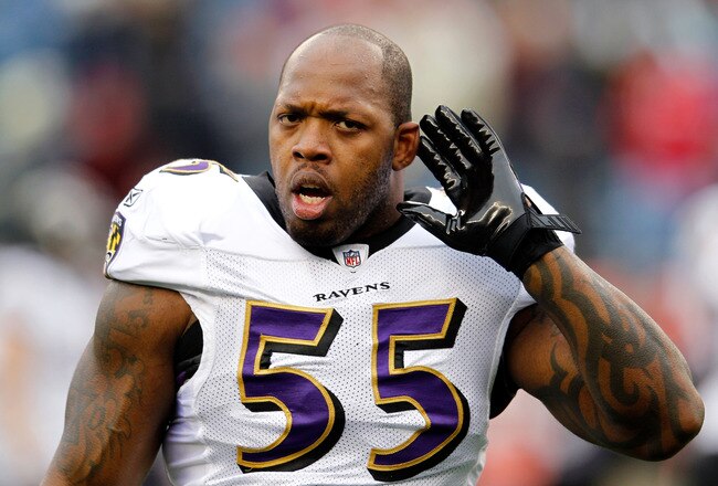 FOXBORO, MA - JANUARY 22:  Terrell Suggs #55 of the Baltimore Ravens warms up prior to their AFC Championship Game against the New England Patriots at Gillette Stadium on January 22, 2012 in Foxboro, Massachusetts.  (Photo by Rob Carr/Getty Images)
