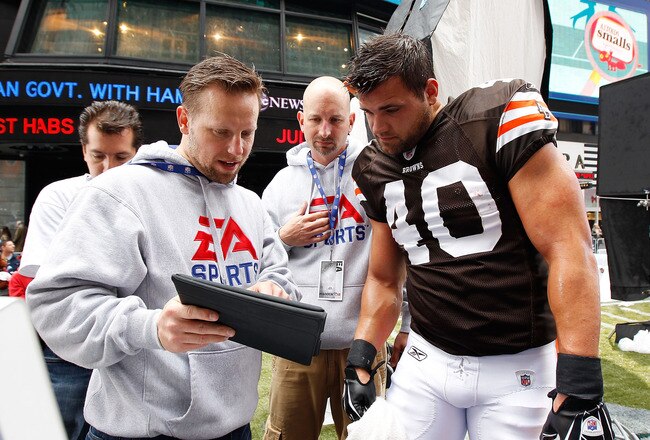 NEW YORK - APRIL 28:  Peyton Hillis #40 of the Cleveland Browns participates in a photo shoot for the cover of EA Sports Madden NFL 12 on April 28, 2011 in Time Square, New York City  (Photo by Mike Stobe/Getty Images for EA Sports)