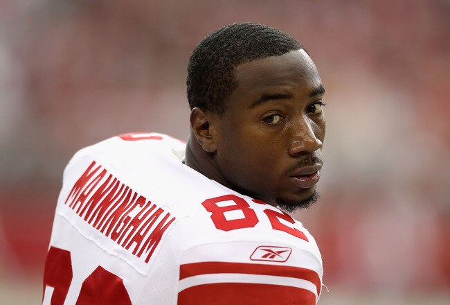 GLENDALE, AZ - OCTOBER 02:  Wide receiver Mario Manningham #82 of the New York Giants during the NFL game agaisnt the Arizona Cardinals at the University of Phoenix Stadium on October 2, 2011 in Glendale, Arizona.  The Giants defeated the Cardinals 31-27.  (Photo by Christian Petersen/Getty Images)