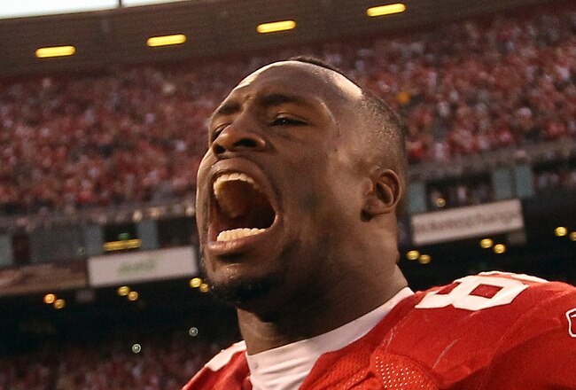 SAN FRANCISCO, CA - JANUARY 14:  Vernon Davis #85 of the San Francisco 49ers celebrates after they beat the New Orleans Saints in the NFC Divisional playoff game at Candlestick Park on January 14, 2012 in San Francisco, California.  (Photo by Ezra Shaw/Getty Images)