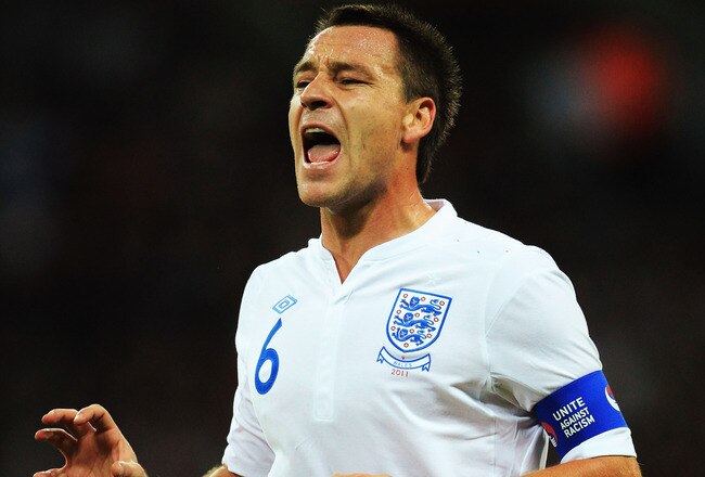 LONDON, ENGLAND - SEPTEMBER 06:  England captain John Terry shouts instructions during the UEFA EURO 2012 group G qualifying match between England and Wales at Wembley Stadium  on September 6, 2011 in London, England.  (Photo by David Cannon/Getty Images)