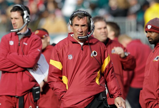 PHILADELPHIA, PA - JANUARY 01:  Head coach Mike Shanahan of the Washington Redskins watches from the sidelines against the Philadelphia Eagles at Lincoln Financial Field on January 1, 2012 in Philadelphia, Pennsylvania.  (Photo by Rob Carr/Getty Images)