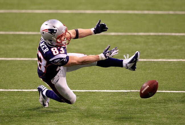 INDIANAPOLIS, IN - FEBRUARY 05:  Wes Welker #83 of the New England Patriots drops a pass in the fourth quarter against the New York Giants during Super Bowl XLVI at Lucas Oil Stadium on February 5, 2012 in Indianapolis, Indiana.  (Photo by Chris Trotman/Getty Images)