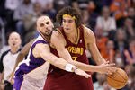 PHOENIX, AZ - JANUARY 12:  Anderson Varejao #17 of the Cleveland Cavaliers in action during the NBA game against the Phoenix Suns at US Airways Center on January 12, 2012 in Phoenix, Arizona.  NOTE TO USER: User expressly acknowledges and agrees that, by downloading and or using this photograph, User is consenting to the terms and conditions of the Getty Images License Agreement.  (Photo by Christian Petersen/Getty Images)
