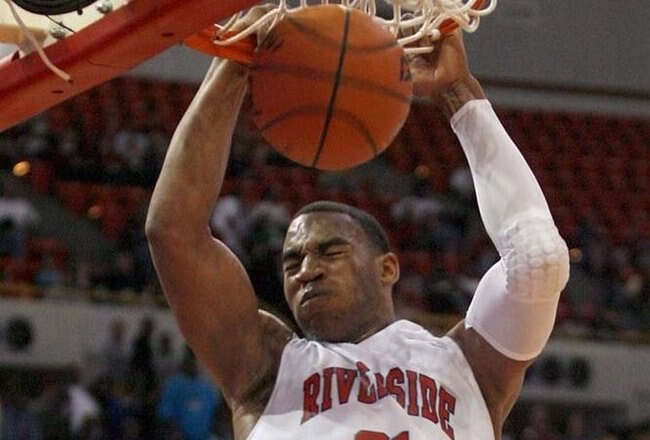 Ricardo_gathersdunk_crop_650x440