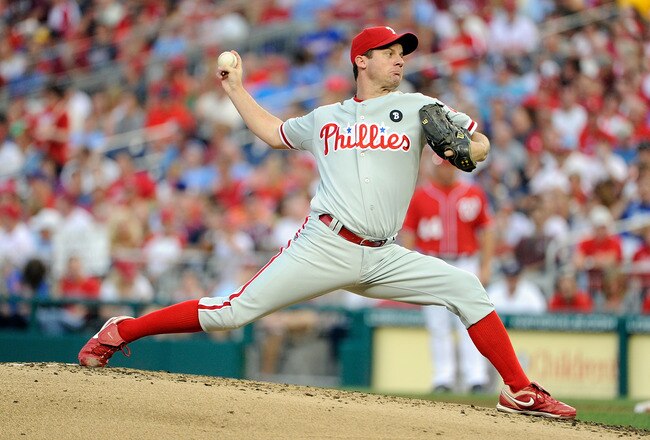 WASHINGTON, DC - AUGUST 20:  Roy Oswalt #44 of the Philadelphia Phillies pitches against the Washington Nationals at Nationals Park on August 20, 2011 in Washington, DC.  (Photo by Greg Fiume/Getty Images)
