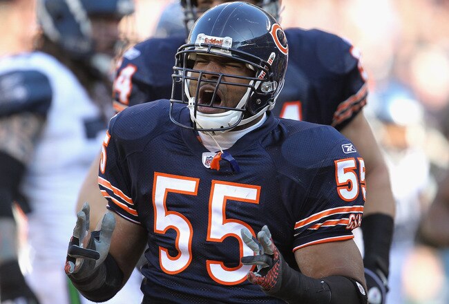 CHICAGO, IL - DECEMBER 18:  Lance Briggs #55 of the Chicago Bears celebrates a defensive stop against the Seattle Seahawks at Soldier Field on December18, 2011 in Chicago, Illinois. The Seahawks defeated the Bears 38-14. (Photo by Jonathan Daniel/Getty Images)