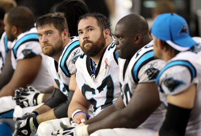 GLENDALE, AZ - SEPTEMBER 11:  Center Ryan Kalil #67 (C) of the Carolina Panthers during the NFL season opening game against the Arizona Cardinals at the University of Phoenix Stadium on September 11, 2011 in Glendale, Arizona. The Carindals defeated the Panthers 28-21.  (Photo by Christian Petersen/Getty Images)