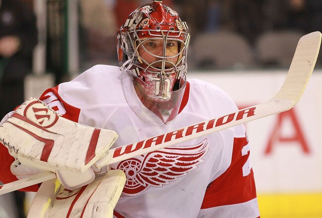DALLAS, TX - JANUARY 17:  Ty Conklin #29 of the Detroit Red Wings at American Airlines Center on January 17, 2012 in Dallas, Texas.  (Photo by Ronald Martinez/Getty Images)